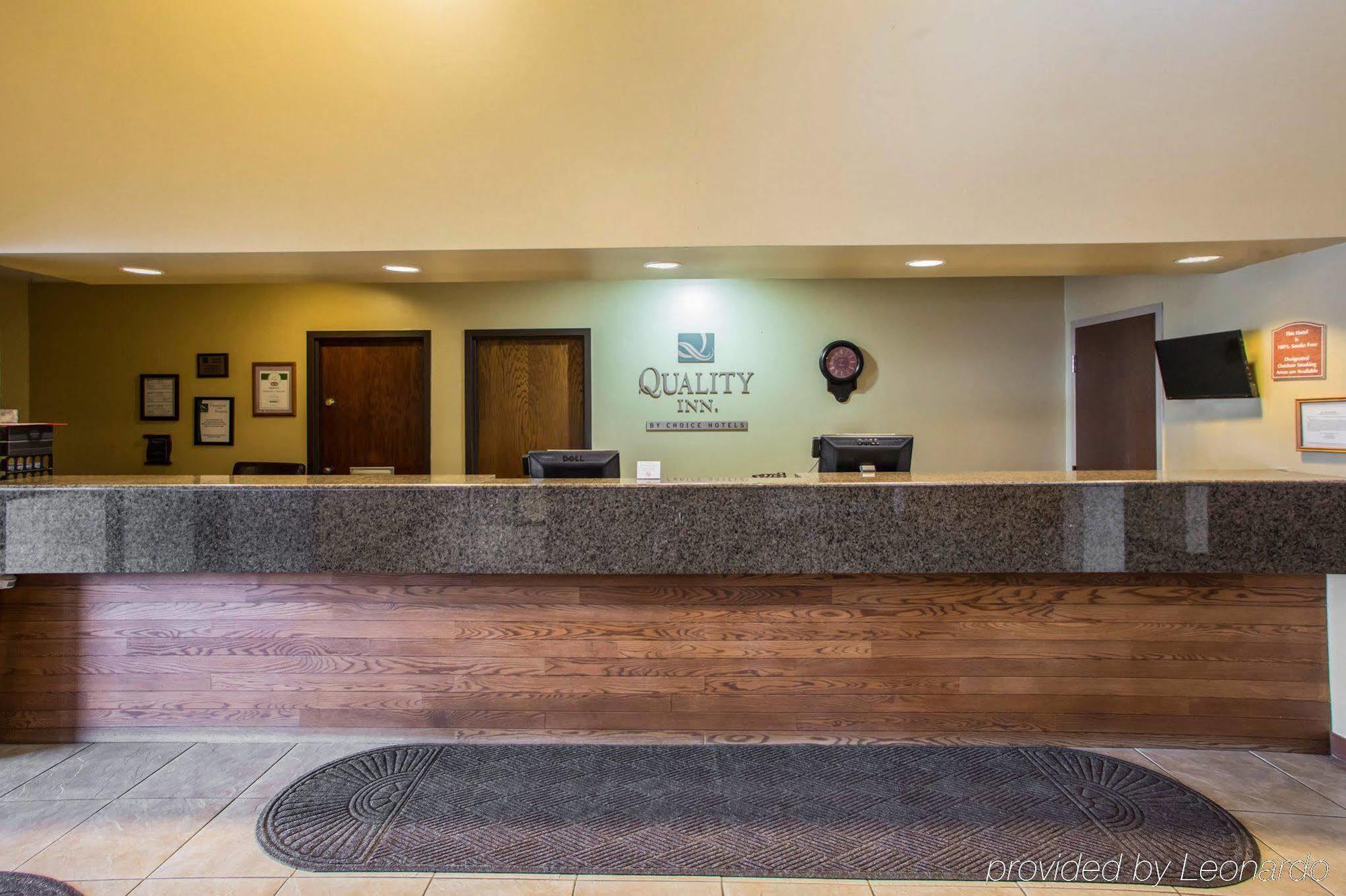 Americinn By Wyndham Marshfield Экстерьер фото